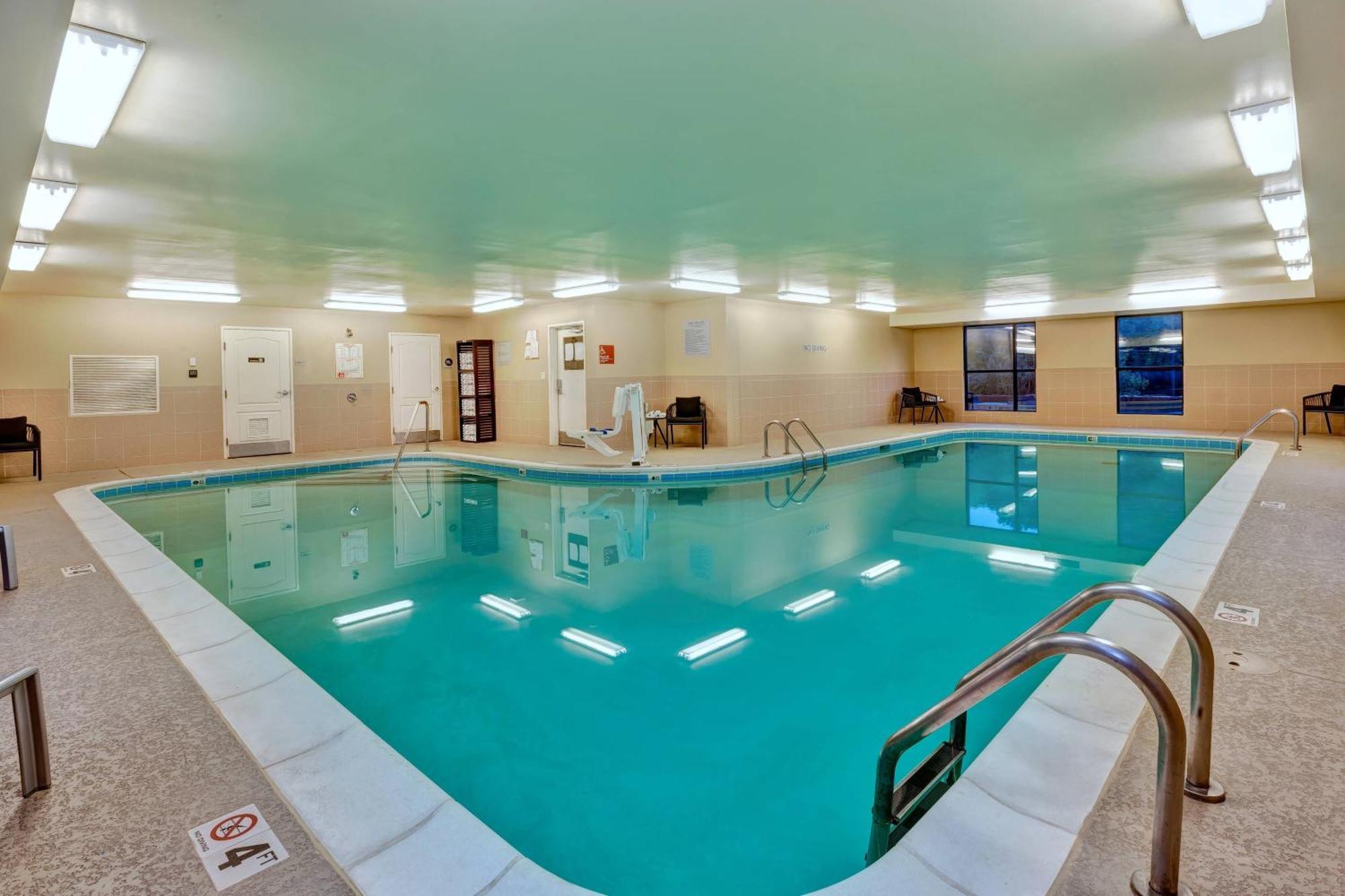 Towneplace Suites By Marriott Nashville Airport Экстерьер фото