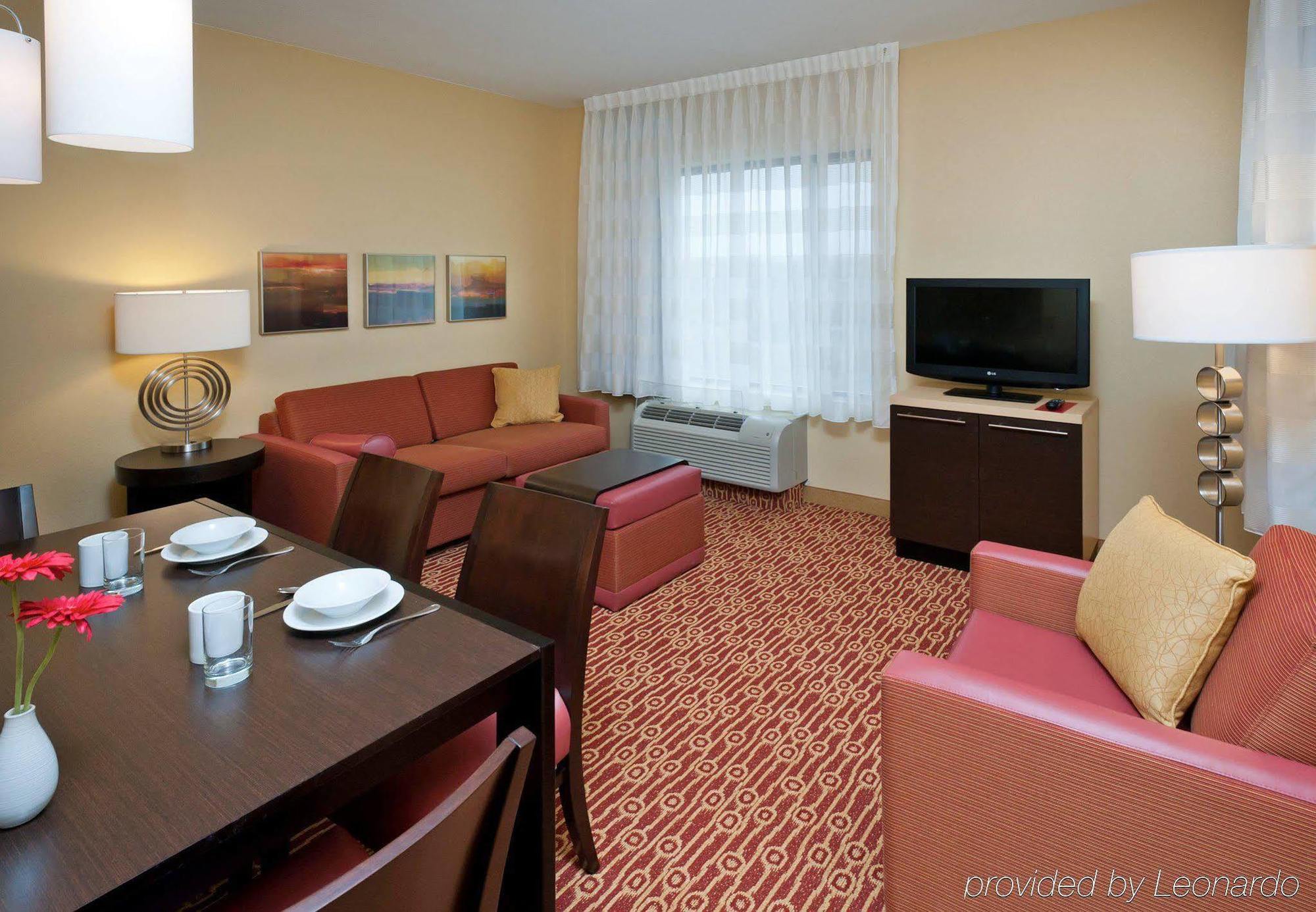 Towneplace Suites By Marriott Nashville Airport Экстерьер фото